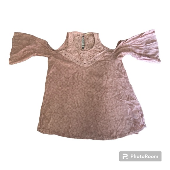 HOLLISTER Ladies Cold Shoulder Flutter Sleeves Baby Doll Top Rosey Pink Size M - Picture 2 of 11